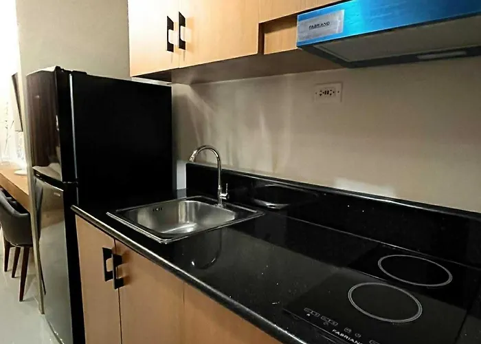Modern In Makati With High-speed Wi-fi 公寓 马尼拉