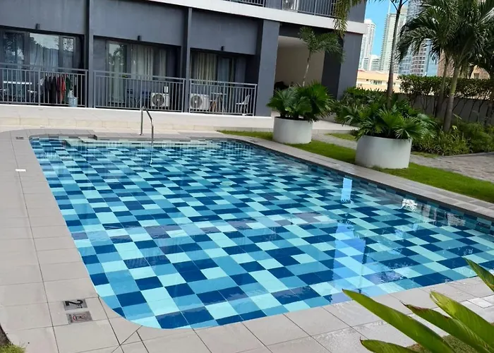 Modern In Makati With High-speed Wi-fi 马尼拉