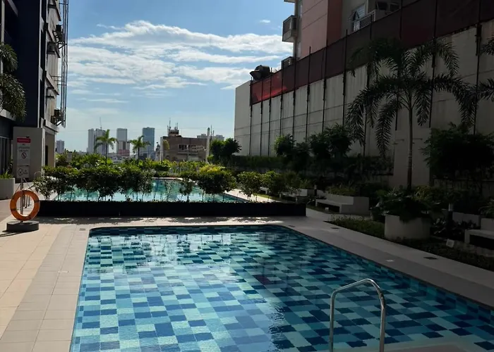 Modern In Makati With High-speed Wi-fi * 马尼拉